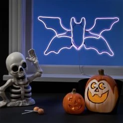 Hyde & EEK! Boutique LED Motion Bat Halloween Novelty Silhouette Light - Hyde & EEK! Boutique™