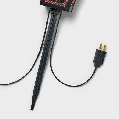 Hyde & EEK! Boutique LED Jack-O'-Lantern Flicker Effect Halloween Novelty Path Light - Hyde & EEK! Boutique™ 3 Hyde & EEK! Boutique LED Jack-O'-Lantern Flicker Effect Halloween Novelty Path Light - Hyde & EEK! Boutique™ - Image 3